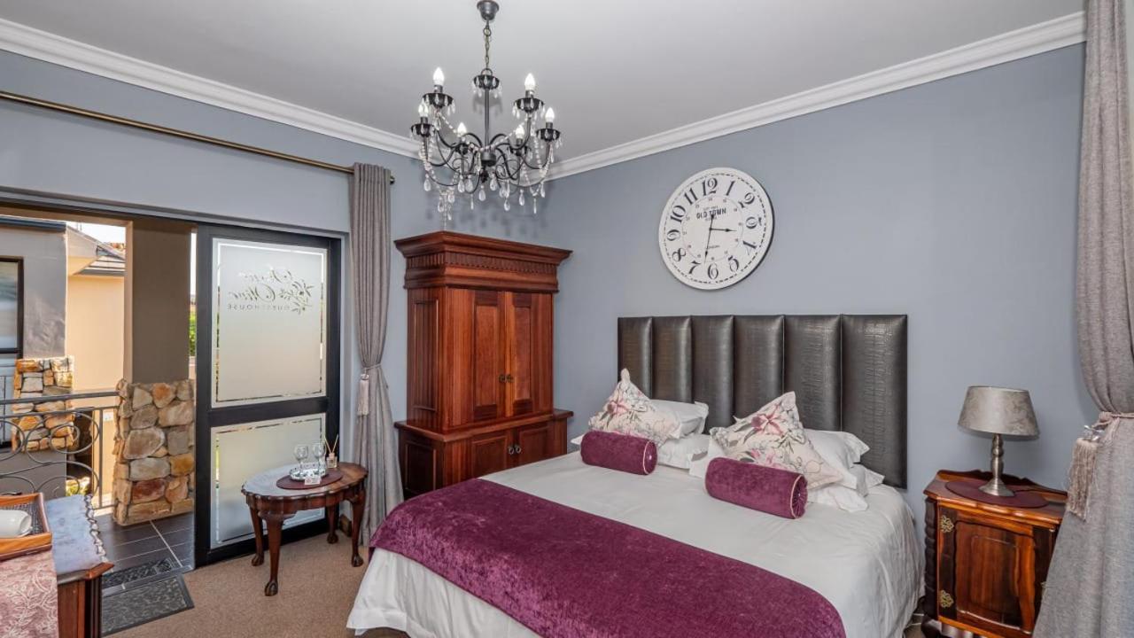 Stone Olive Hotel Jeffreys Bay Exterior photo