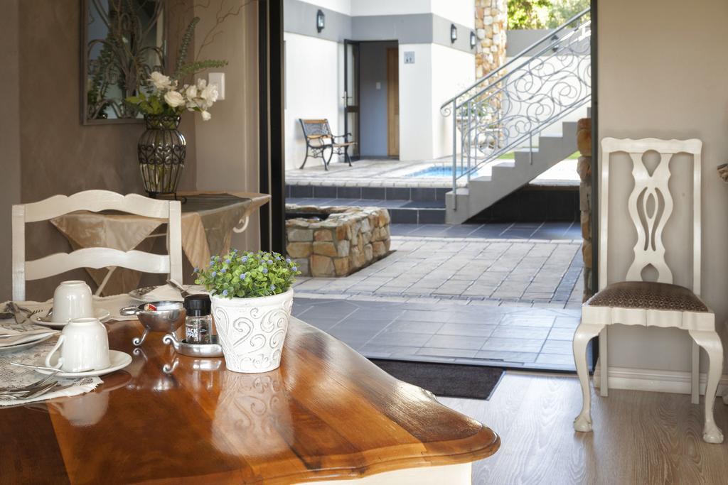 Stone Olive Hotel Jeffreys Bay Exterior photo