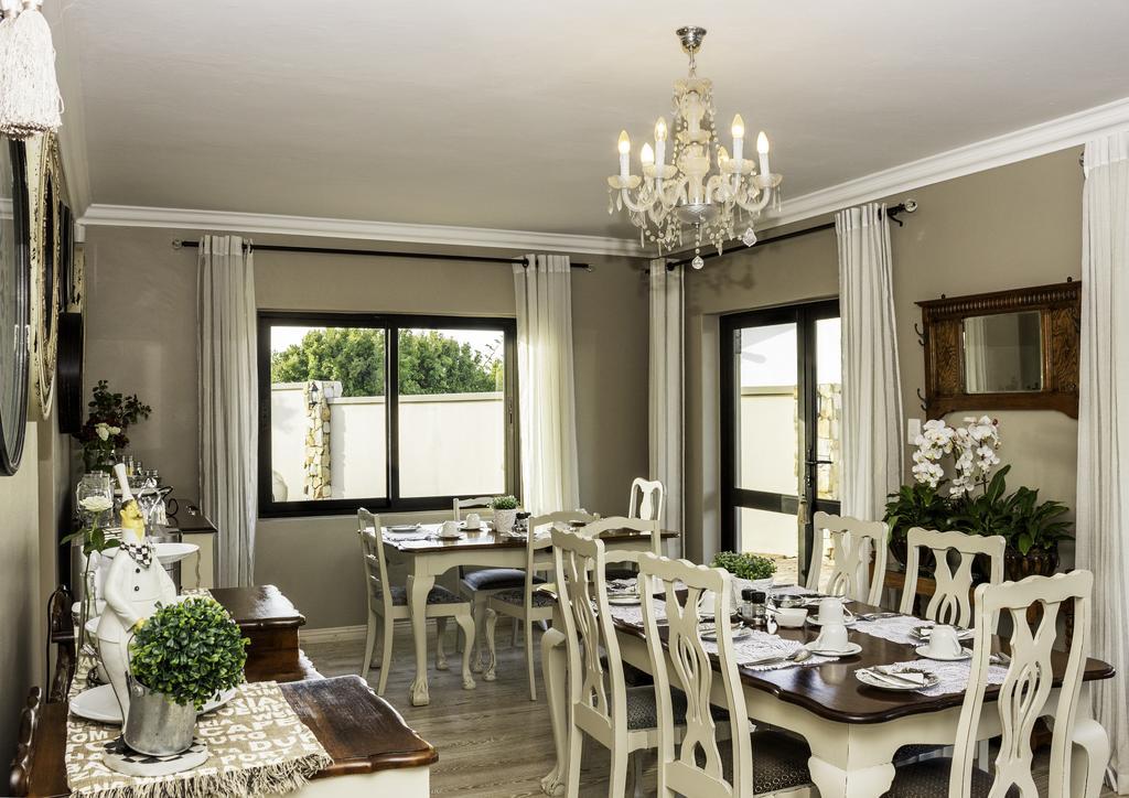 Stone Olive Hotel Jeffreys Bay Exterior photo