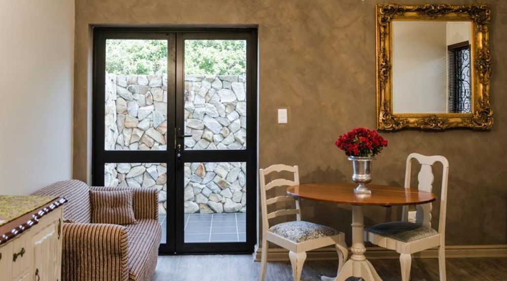 Stone Olive Hotel Jeffreys Bay Exterior photo
